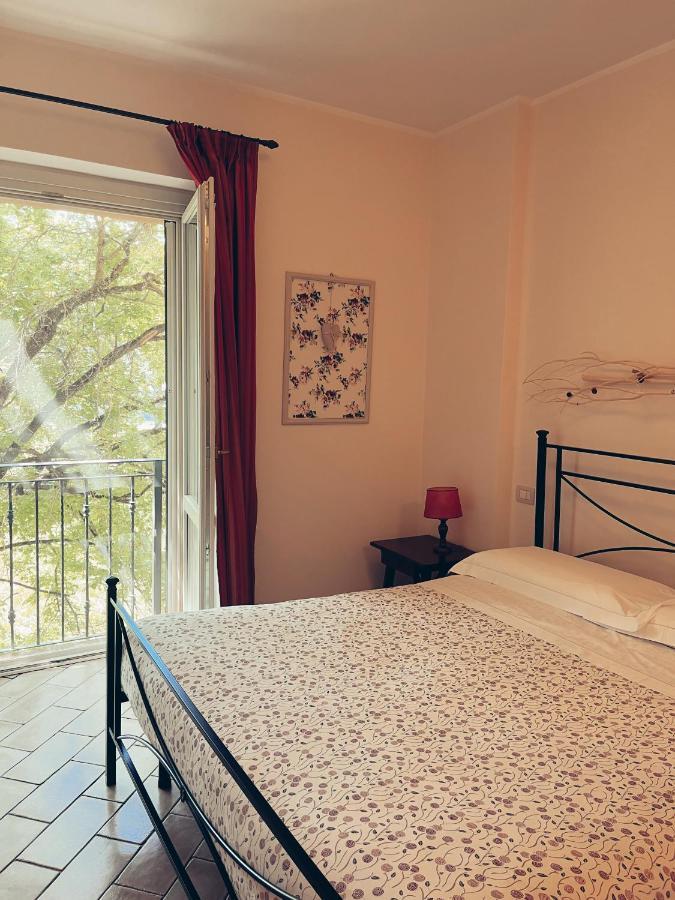 Residenze L'Alberata Guest House Collazzone Exterior foto